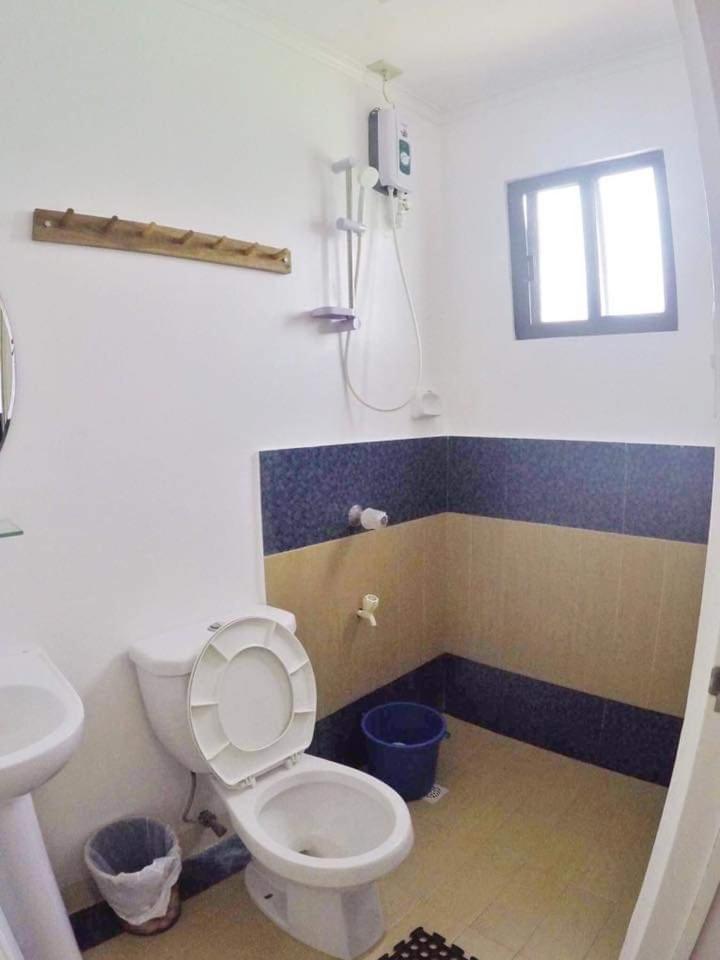 אל נידו Joaquinn'S Bed And Breakfast מראה חיצוני תמונה